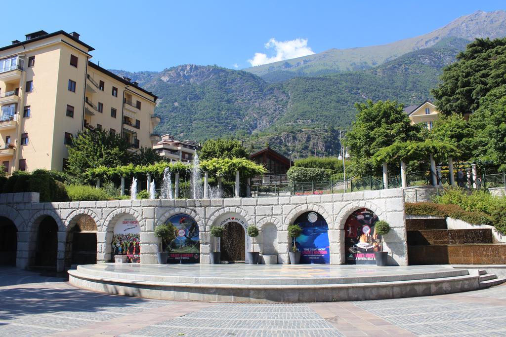 Appartamento In perfetto stile valdostano Saint-Vincent Esterno foto