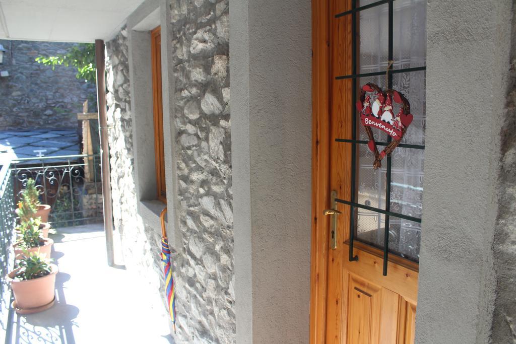 Appartamento In perfetto stile valdostano Saint-Vincent Esterno foto